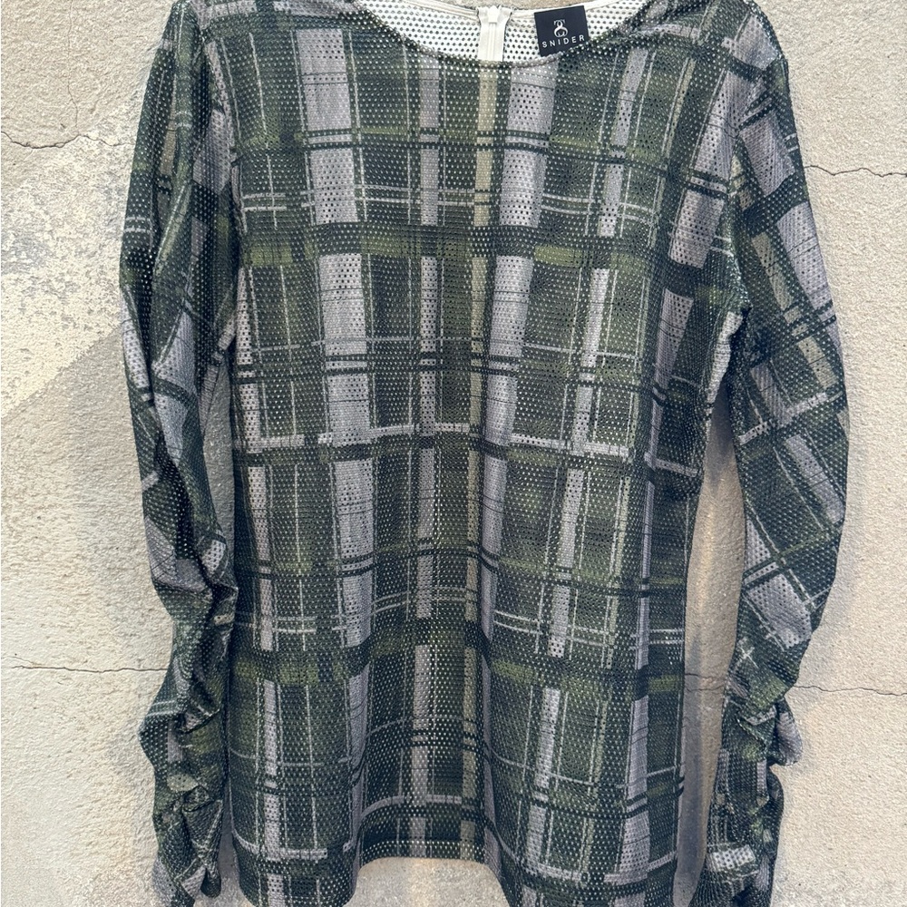 Snider Netted Top With Back Zipper. Size Largw - image 1